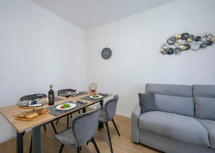 Boutique ルガーノ